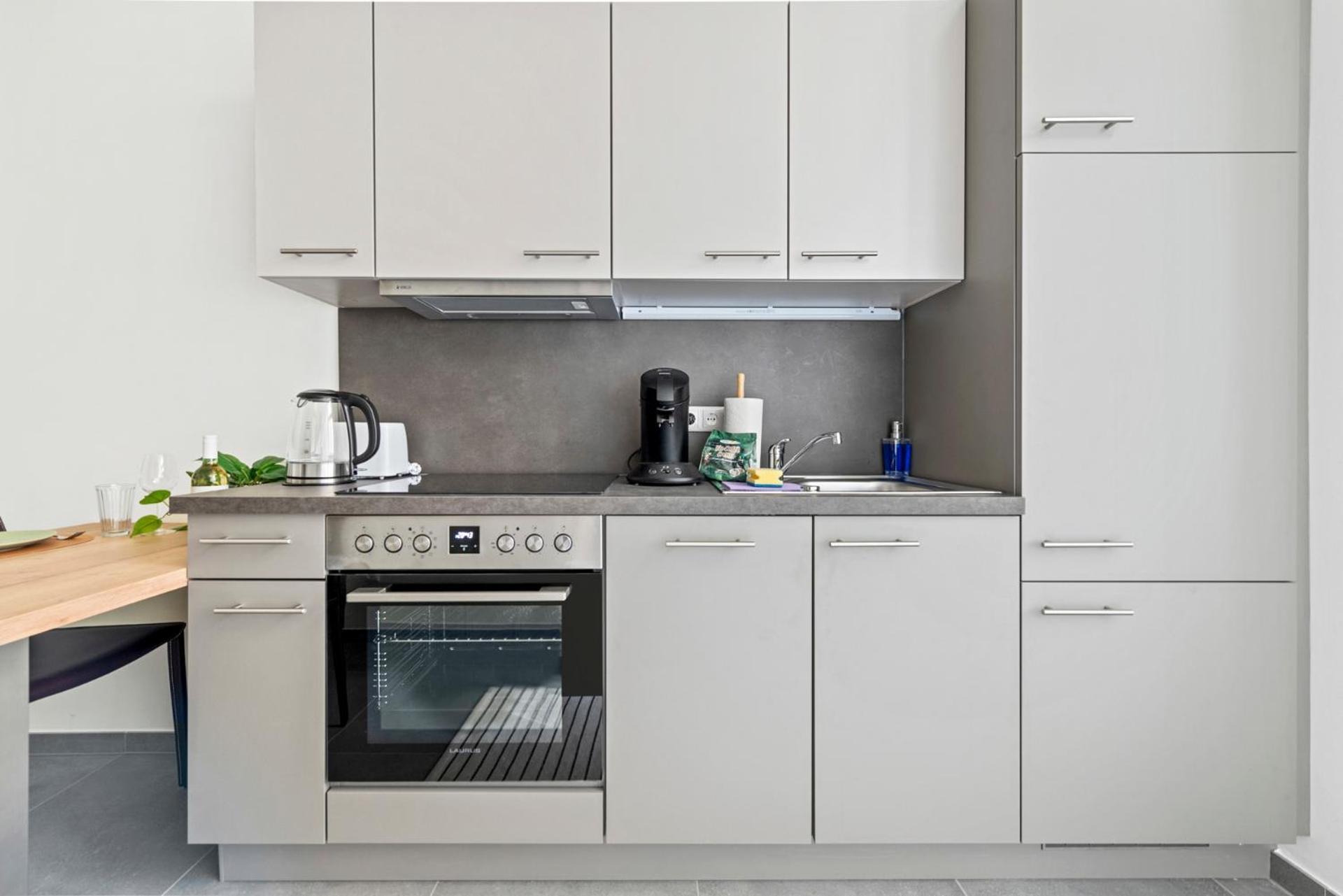 Cozy, Generous City Apartment - 10 Min To City-Centre - Contactless 24H Check-In Viena Exterior foto